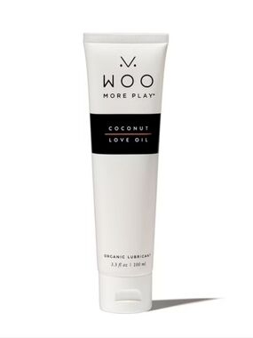 WOO More Play Coconut Love Oil